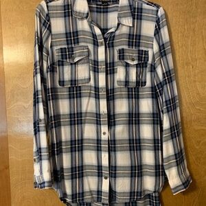 Ladies Longsleeve New Directions Small Blue & White Plaid Button Down Shirt